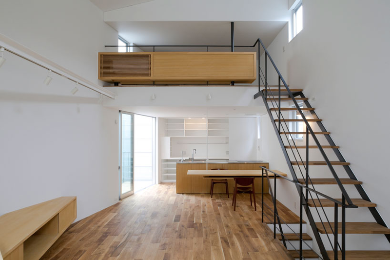 Illustration for article titled 10 Japanese Micro Homes That Redefine Living Small